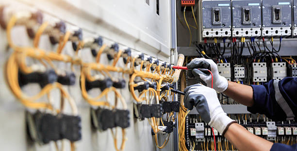 Professional Electrician technician working in Erma, NJ